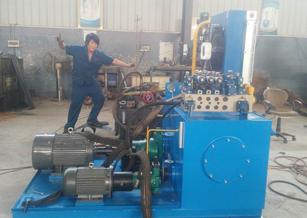 液壓系統結構是怎樣的?
.jpg 山東液壓系統.jpg