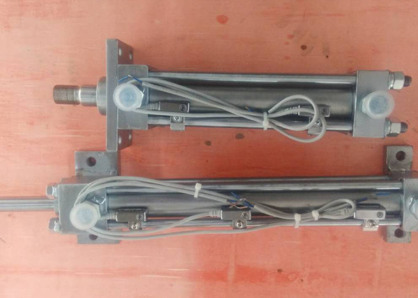 液壓油缸的粘度選擇
.jpg 液壓油缸生產廠家.jpg